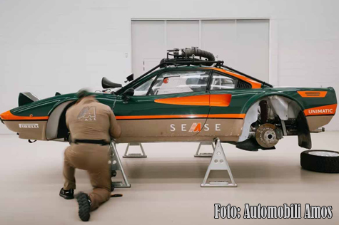 © Automobili Amos.